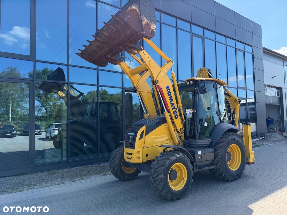 Komatsu WB97R - 4