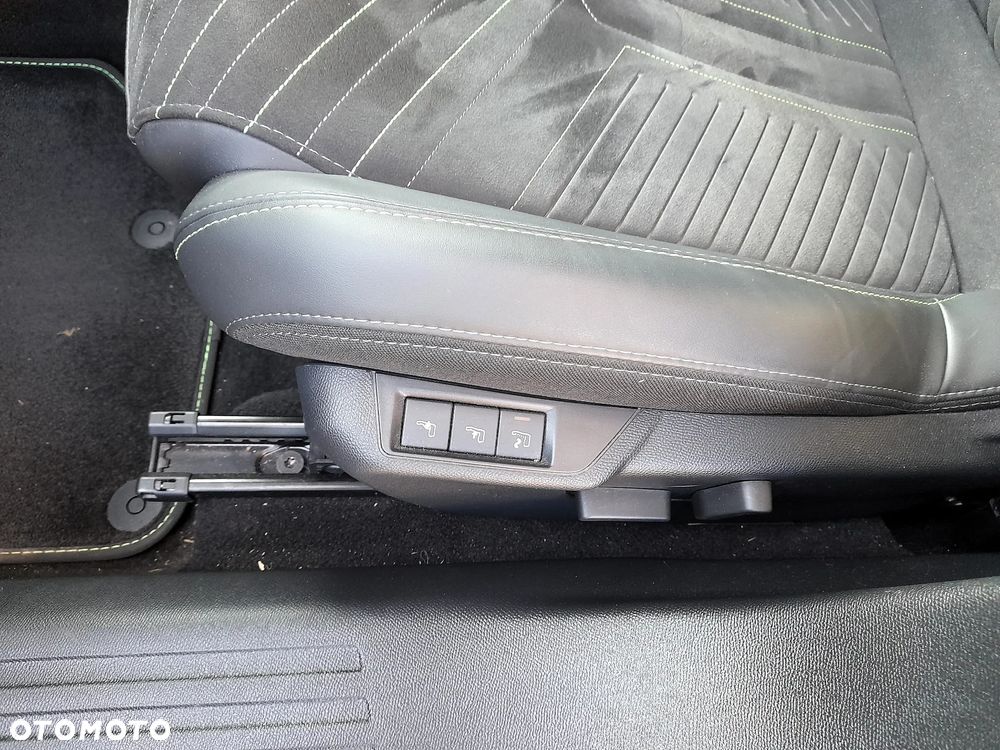 Peugeot 2008 1.2 PureTech GT Pack S&S EAT8 - 12