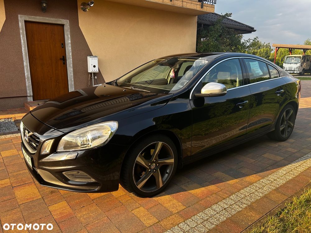 Volvo S60 D4 R-Design - 8