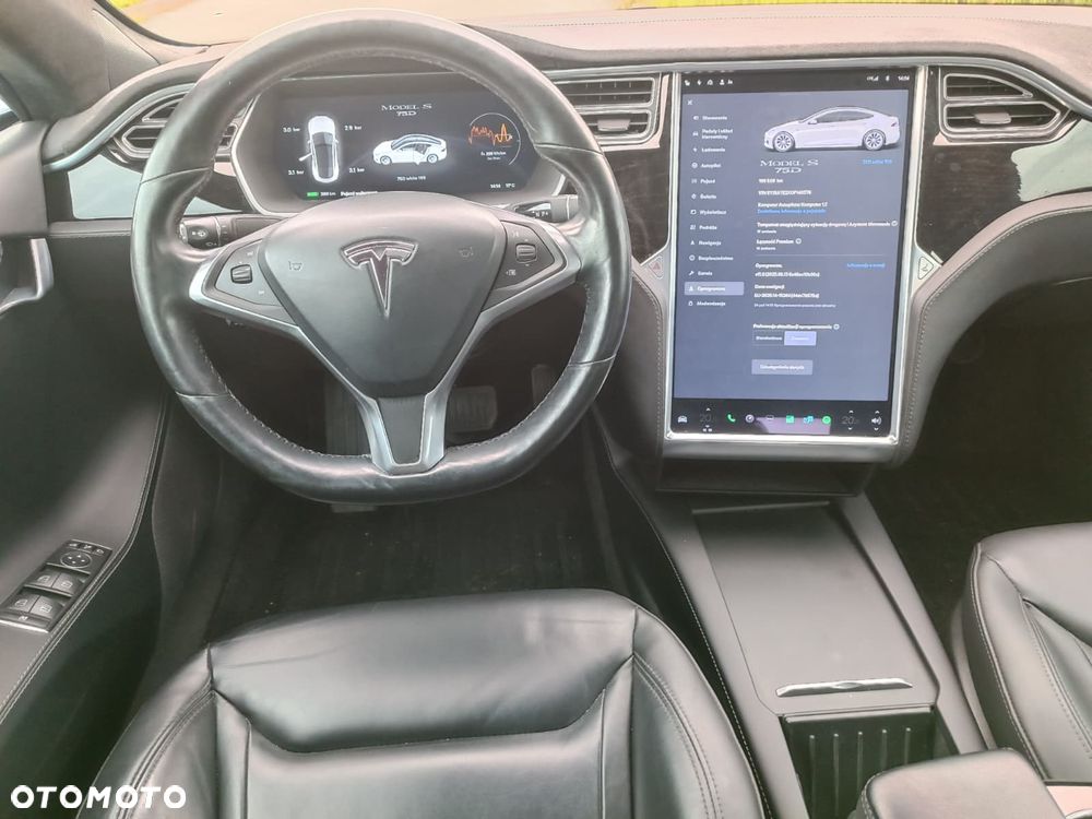 Tesla Model S Long Range Plus - 12