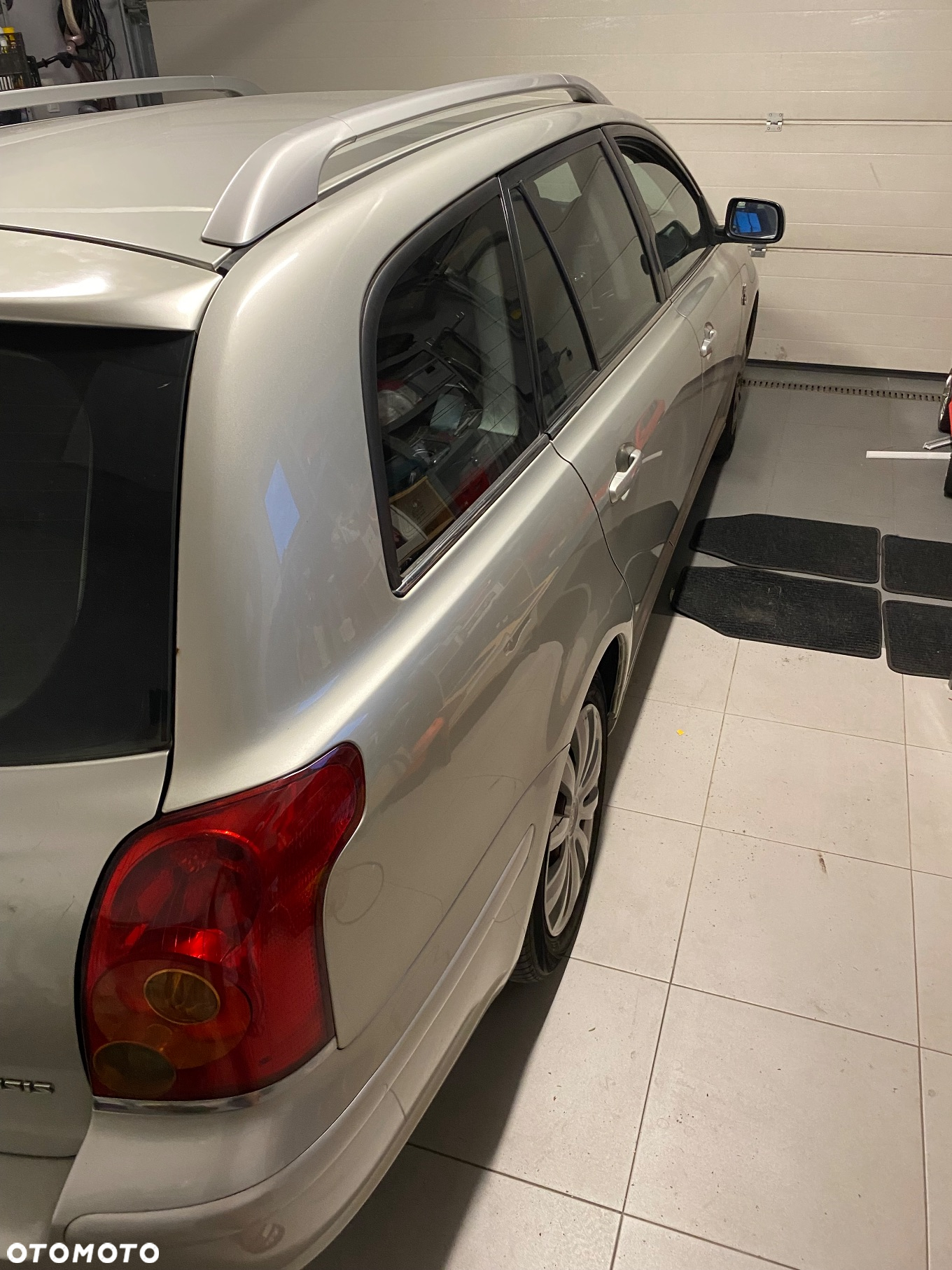 Toyota Avensis 2.0 D-4D Combi - 26