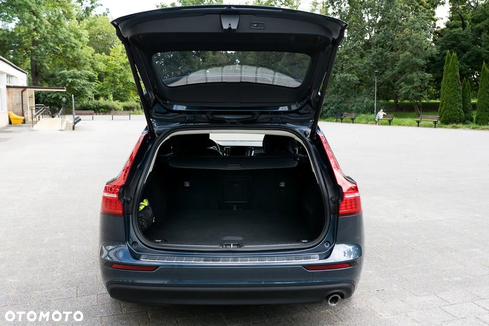 Volvo V60 D3 Momentum Pro - 8
