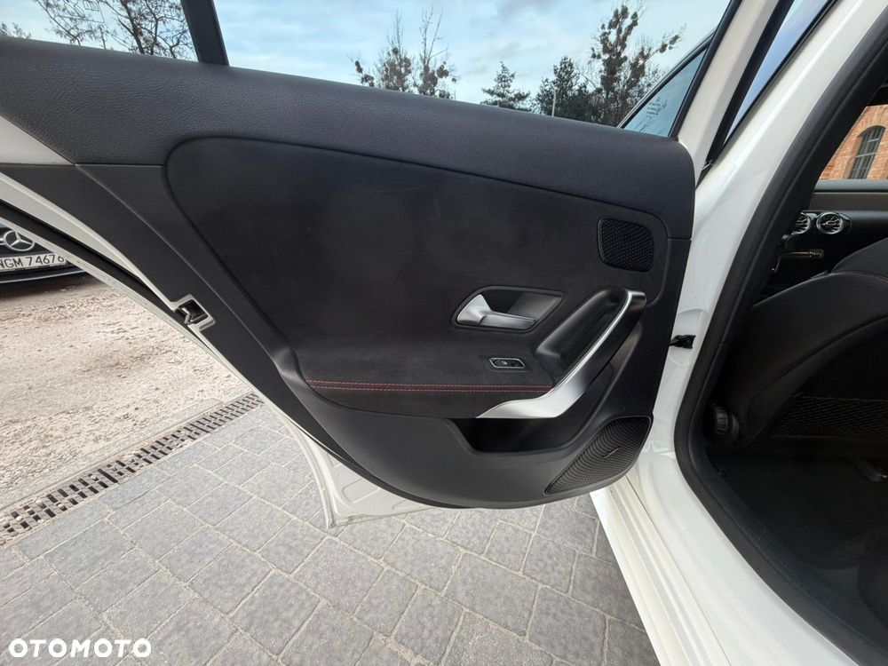 Mercedes-Benz Klasa A 180 AMG Line 7G-DCT - 10