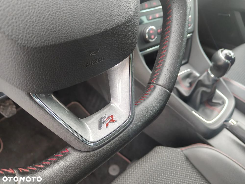 Seat Leon 2.0 TDI DPF Start&Stop FR - 29