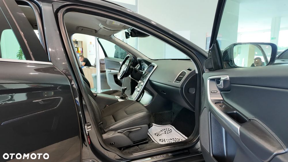 Volvo XC 60 D4 Drive-E Base - 34