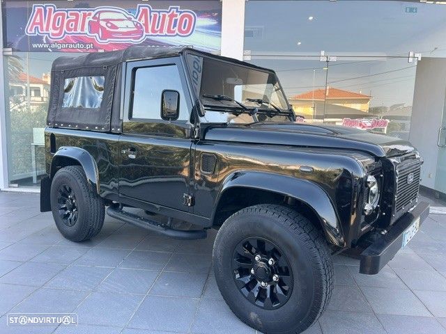 Land Rover Defender 90 2.4 CRD SE - 4
