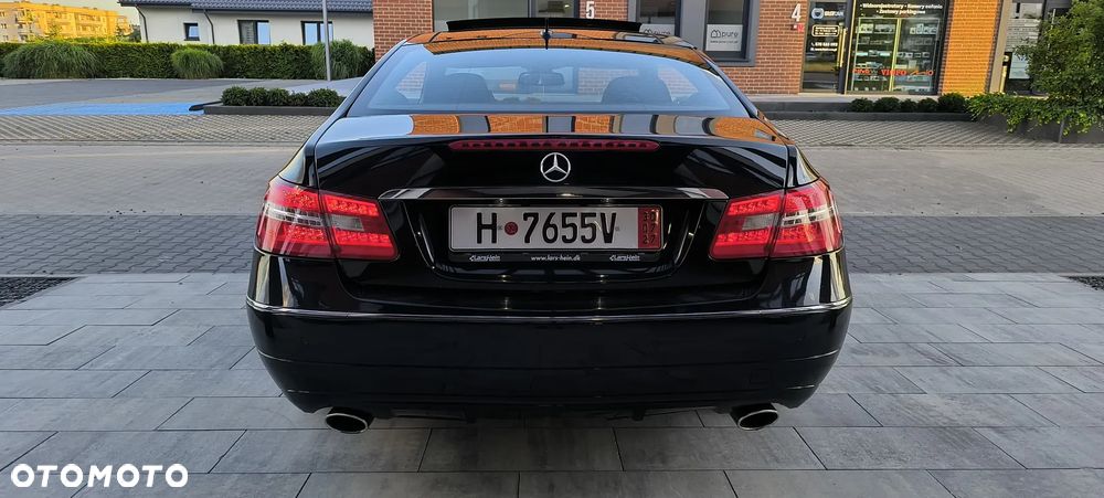 Mercedes-Benz Klasa E 350 CDI DPF BlueEFFICIENCY 7G-TRONIC Elegance - 8