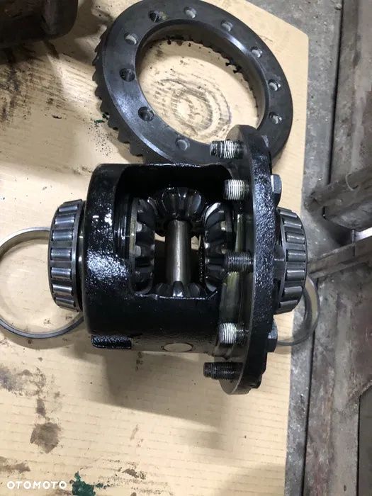 Kosz satelit isuzu trooper 3.5b - 1