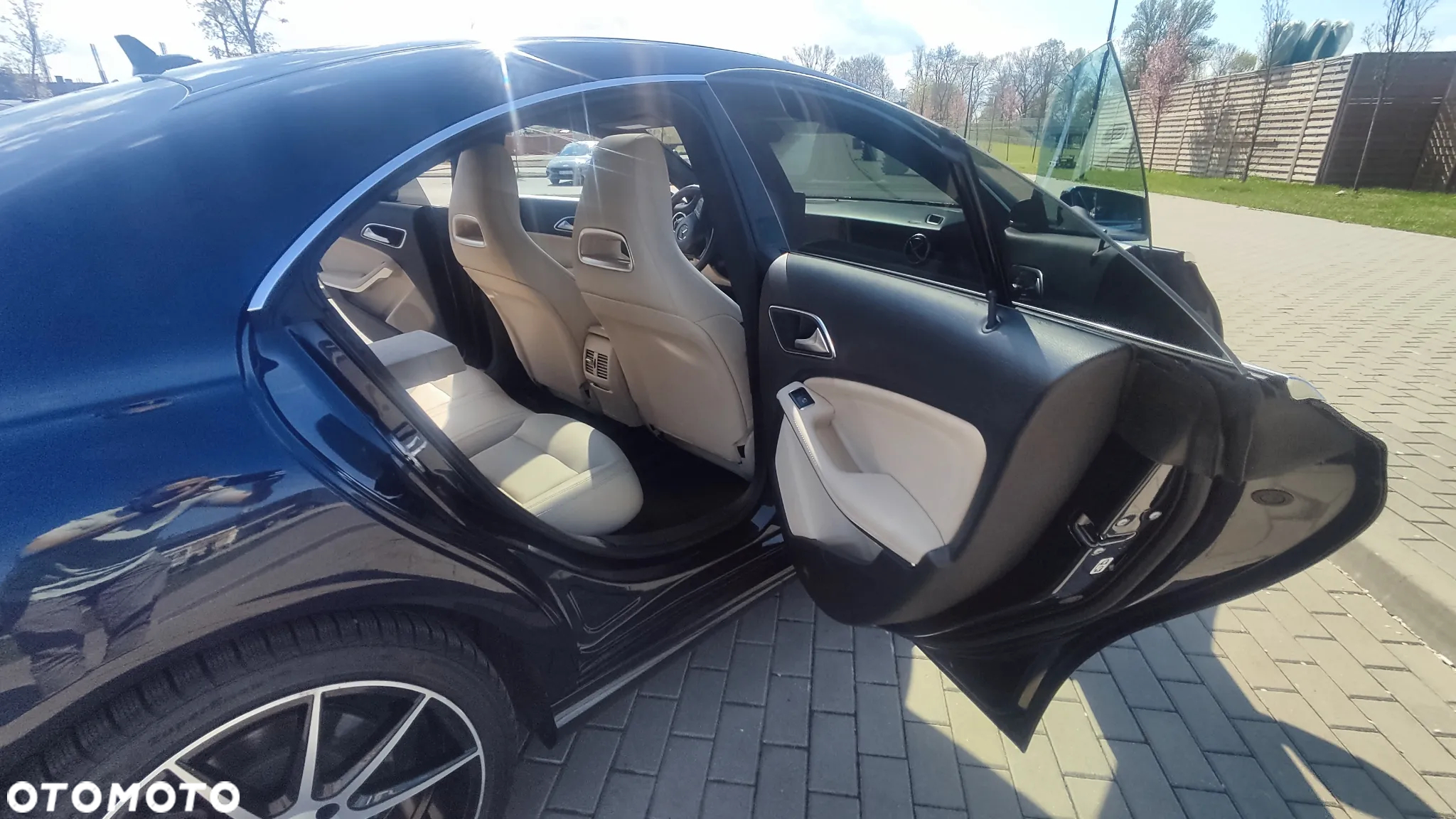 Mercedes-Benz CLA 250 7G-DCT - 10