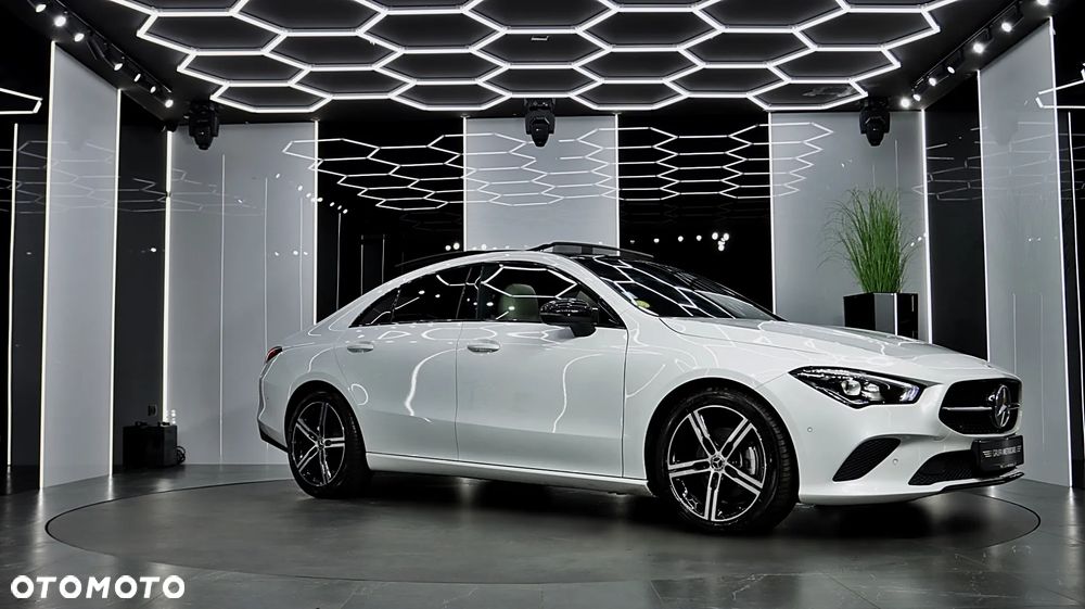 Mercedes-Benz CLA - 14