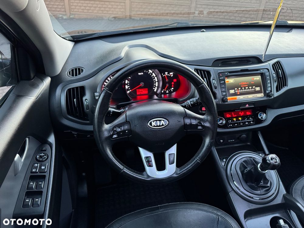 Kia Sportage 2.0 CVVT 2WD Spirit - 23