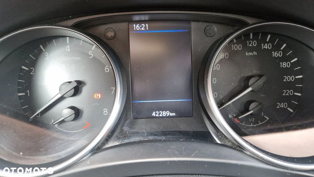 Nissan Qashqai 1.3 DIG-T MHEV N-Connecta - 8