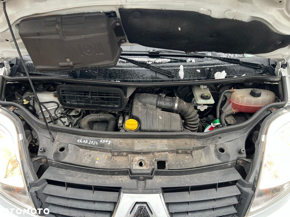 Renault Trafic - 14