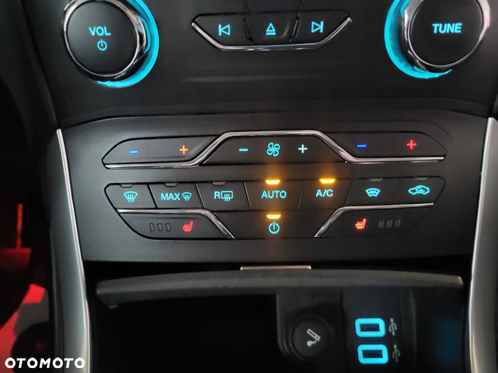 Ford Galaxy 2.0 EcoBlue Titanium - 31