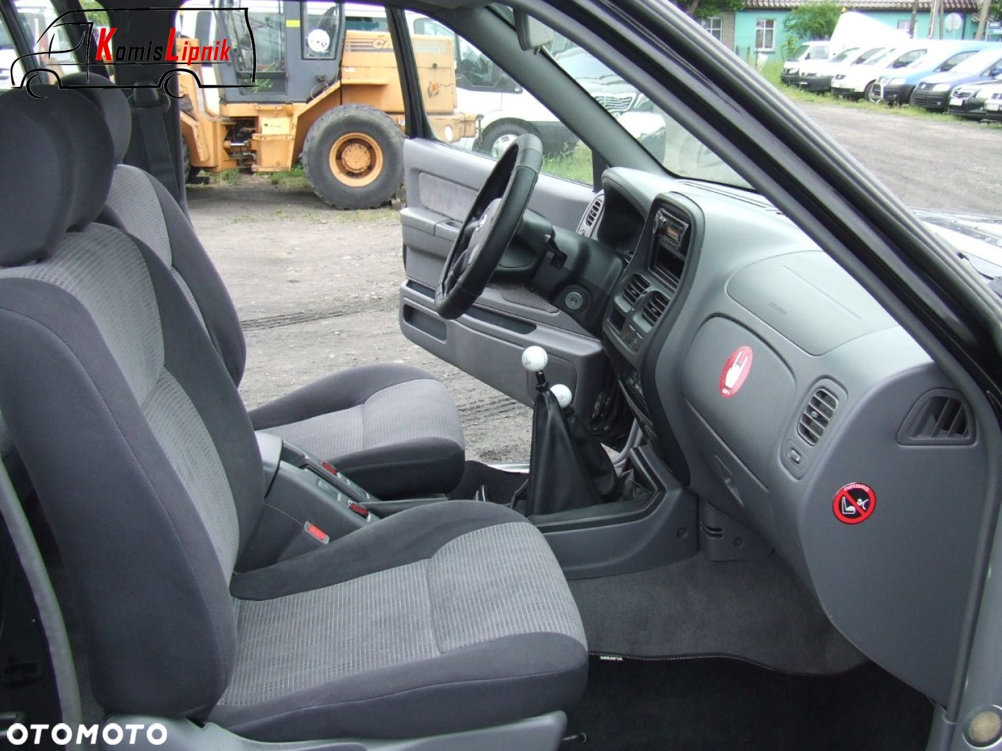 Nissan Nawara - 15