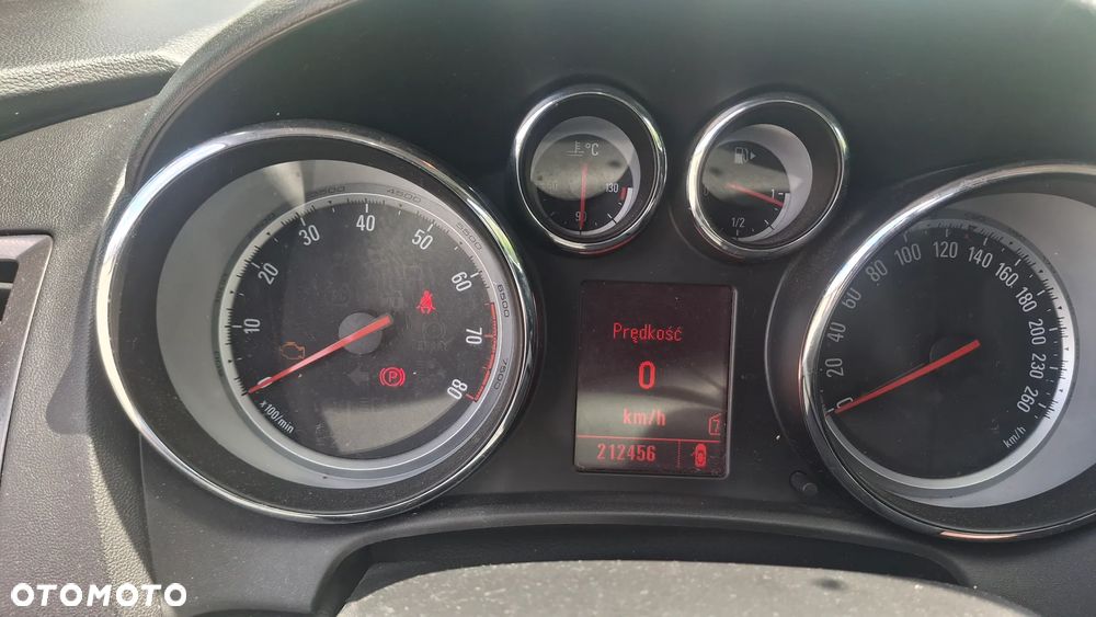 Opel Astra 1.4 Turbo Design Edition - 6