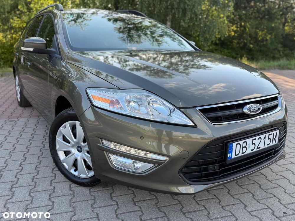 Ford Mondeo 1.6 Ti-VCT Champions Edition