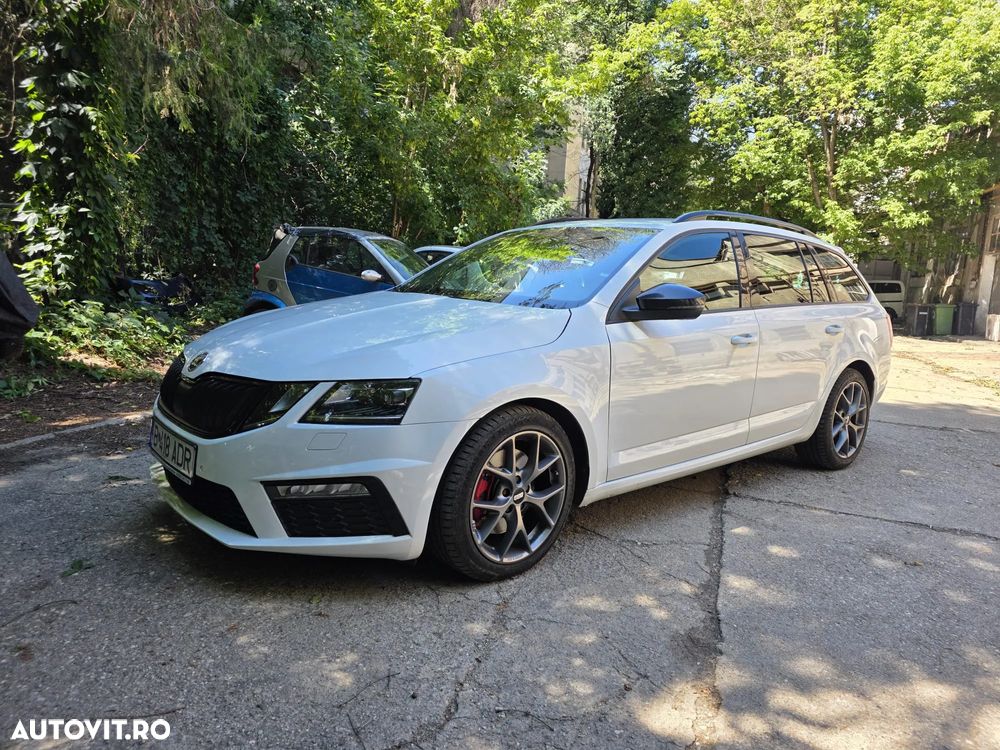 Skoda Octavia 2.0 TDI DSG 4X4 RS - 1