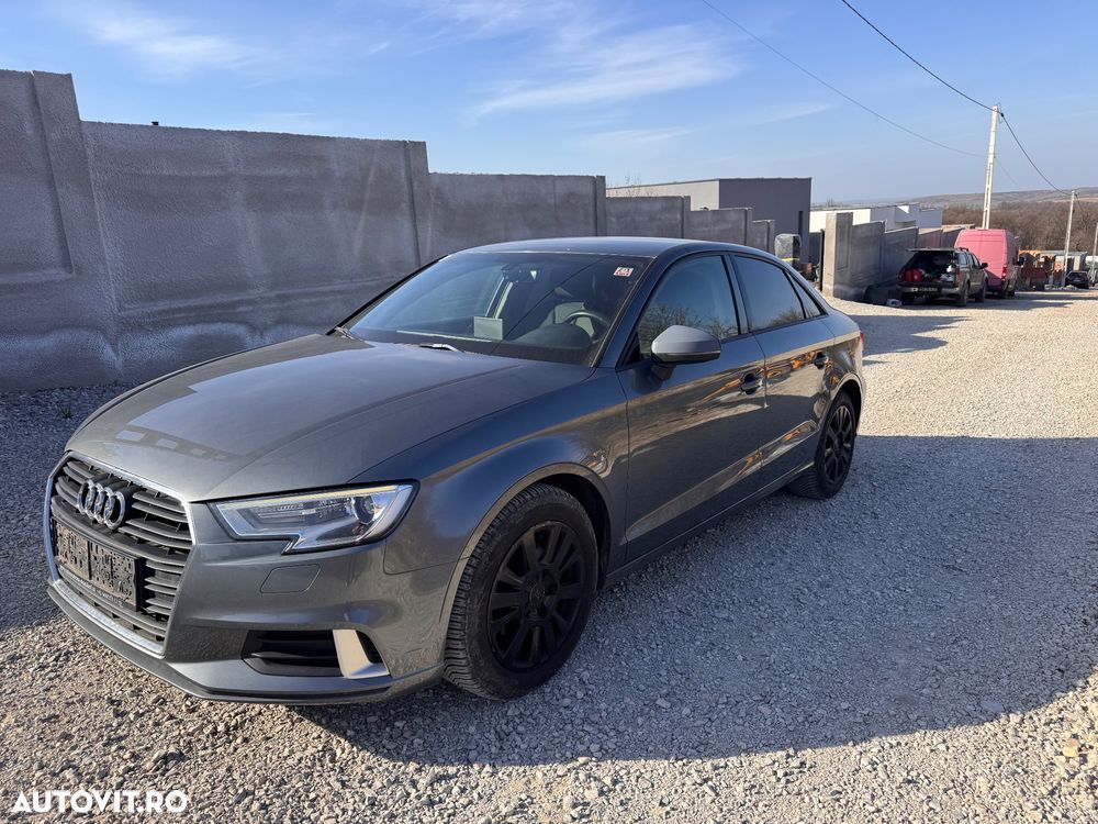 Audi A3 2.0 TDI S tronic Design - 2