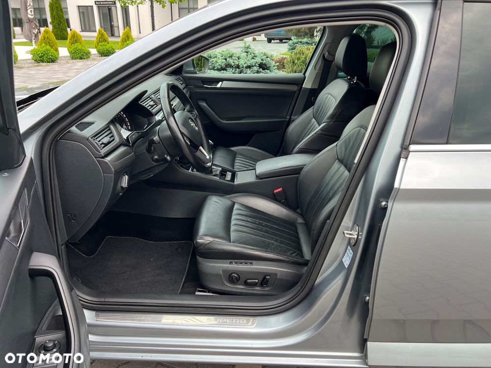 Skoda Superb 2.0 TDI Ambition - 13