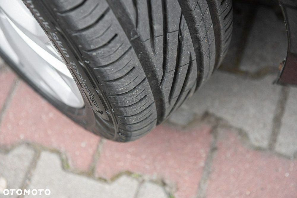 Ford Galaxy 2.0 TDCi Ghia - 29