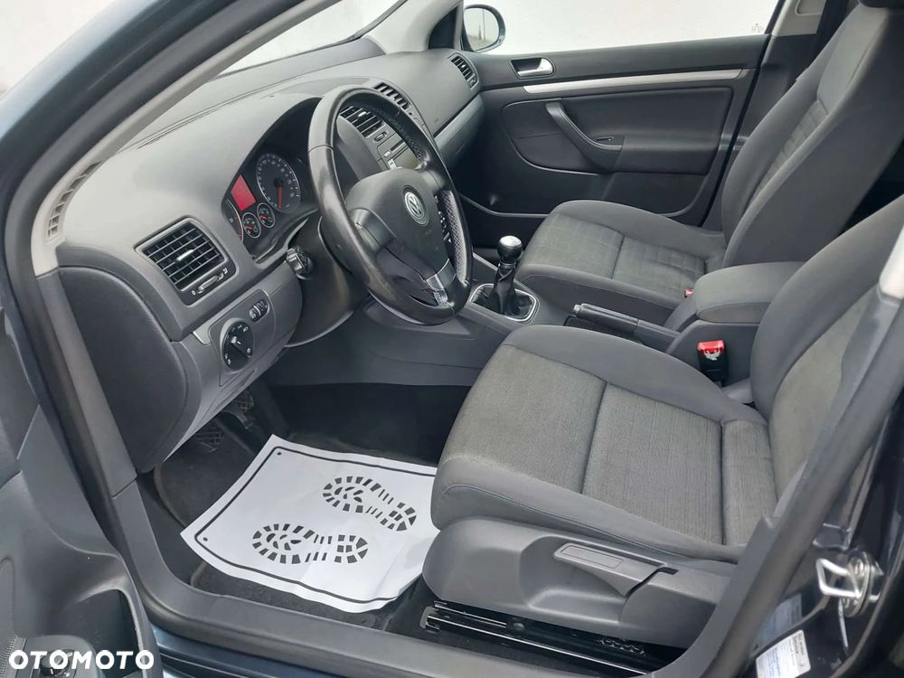 Volkswagen Golf 1.6 Tour - 11