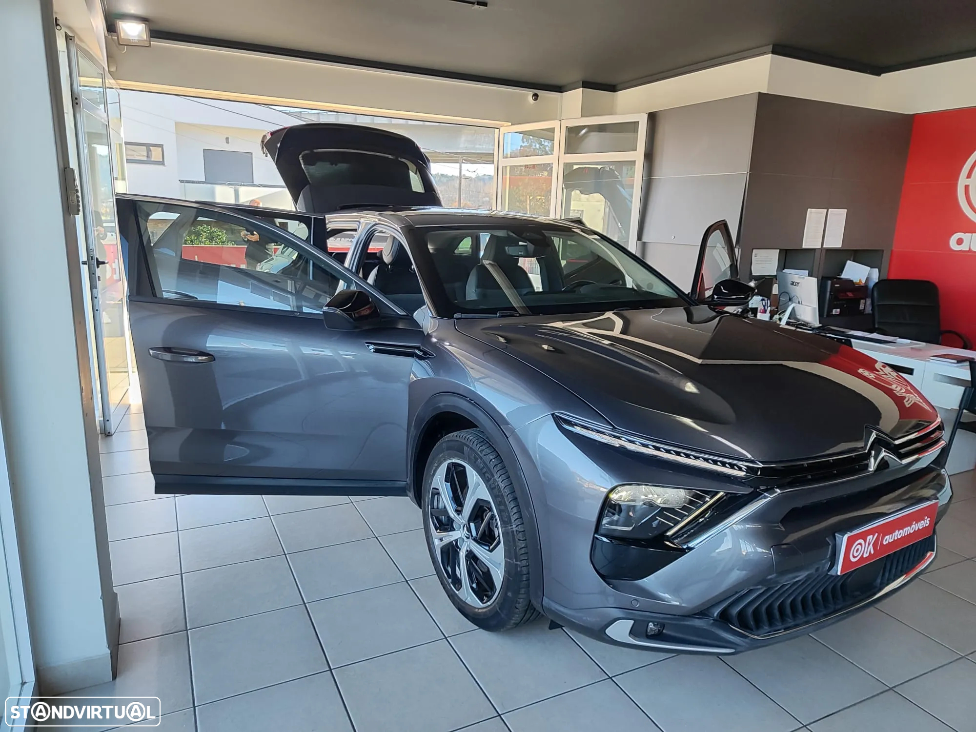 Citroën C5 X 1.6 Hybrid Shine Pack e-EAT8 - 17
