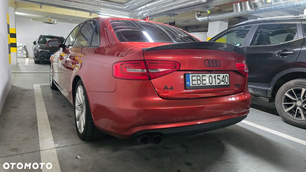 Audi A4 Limousine - 5