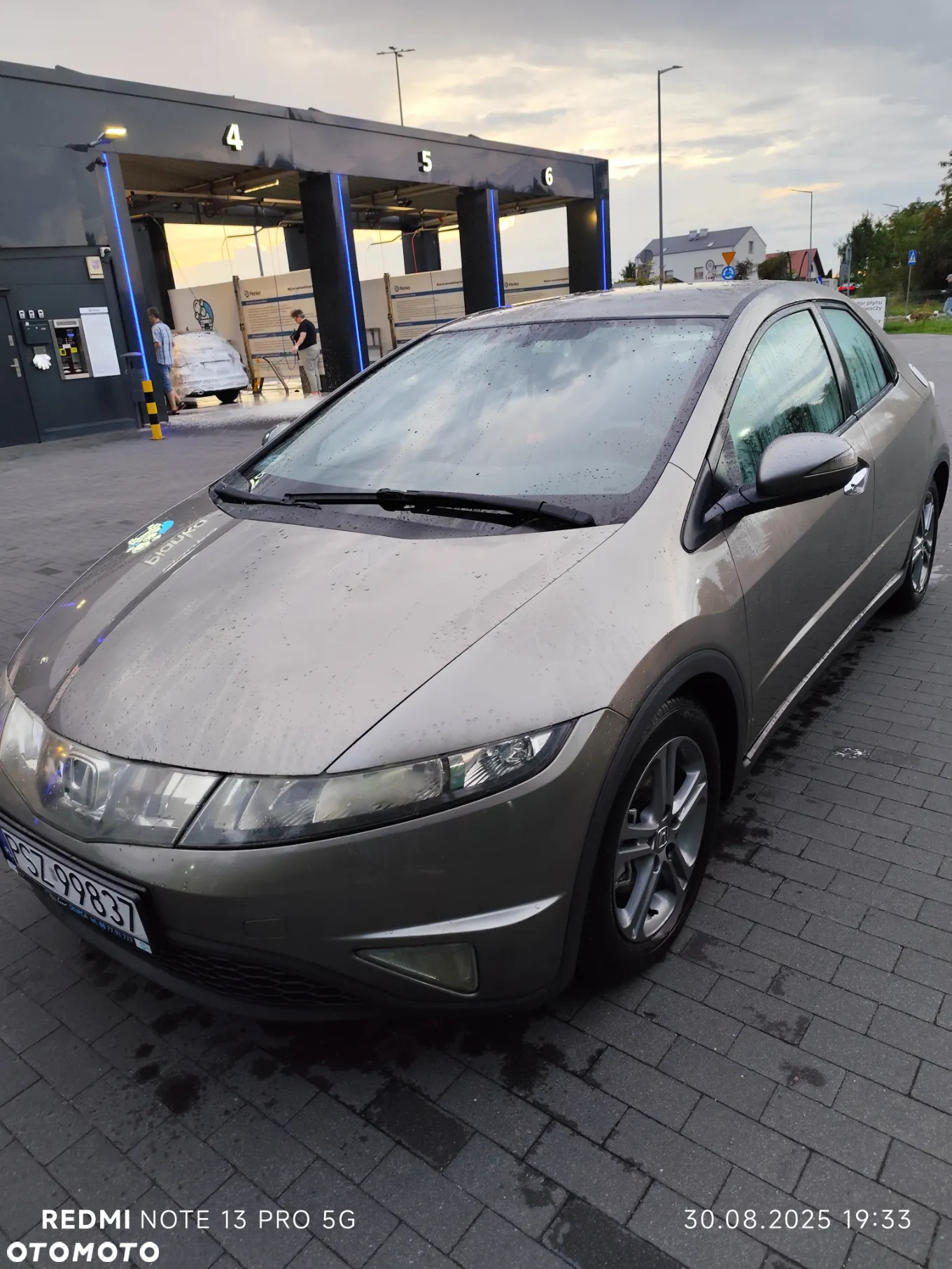 Honda Civic 1.8 Comfort - 2