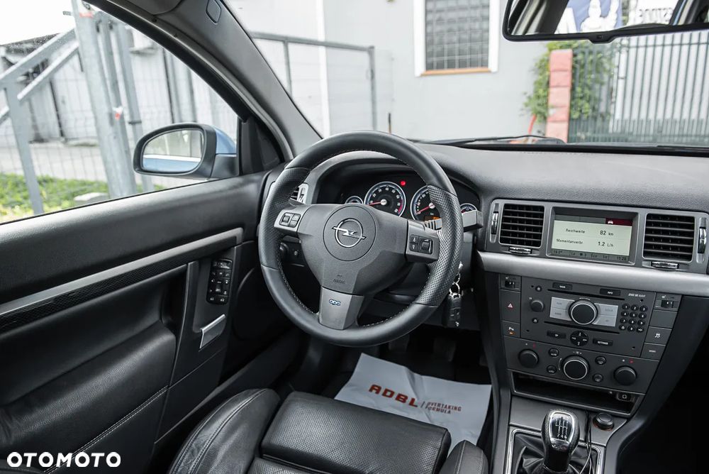 Opel Vectra 2.8 V6 OPC - 25
