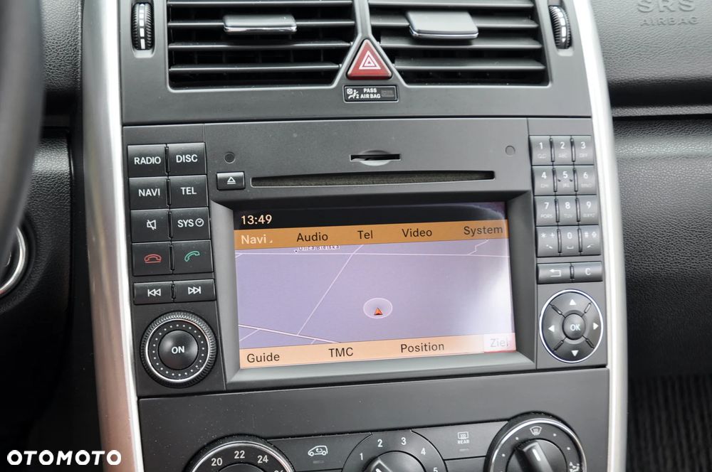 Mercedes-Benz Klasa A 170 BlueEFFICIENCY Avantgarde - 31