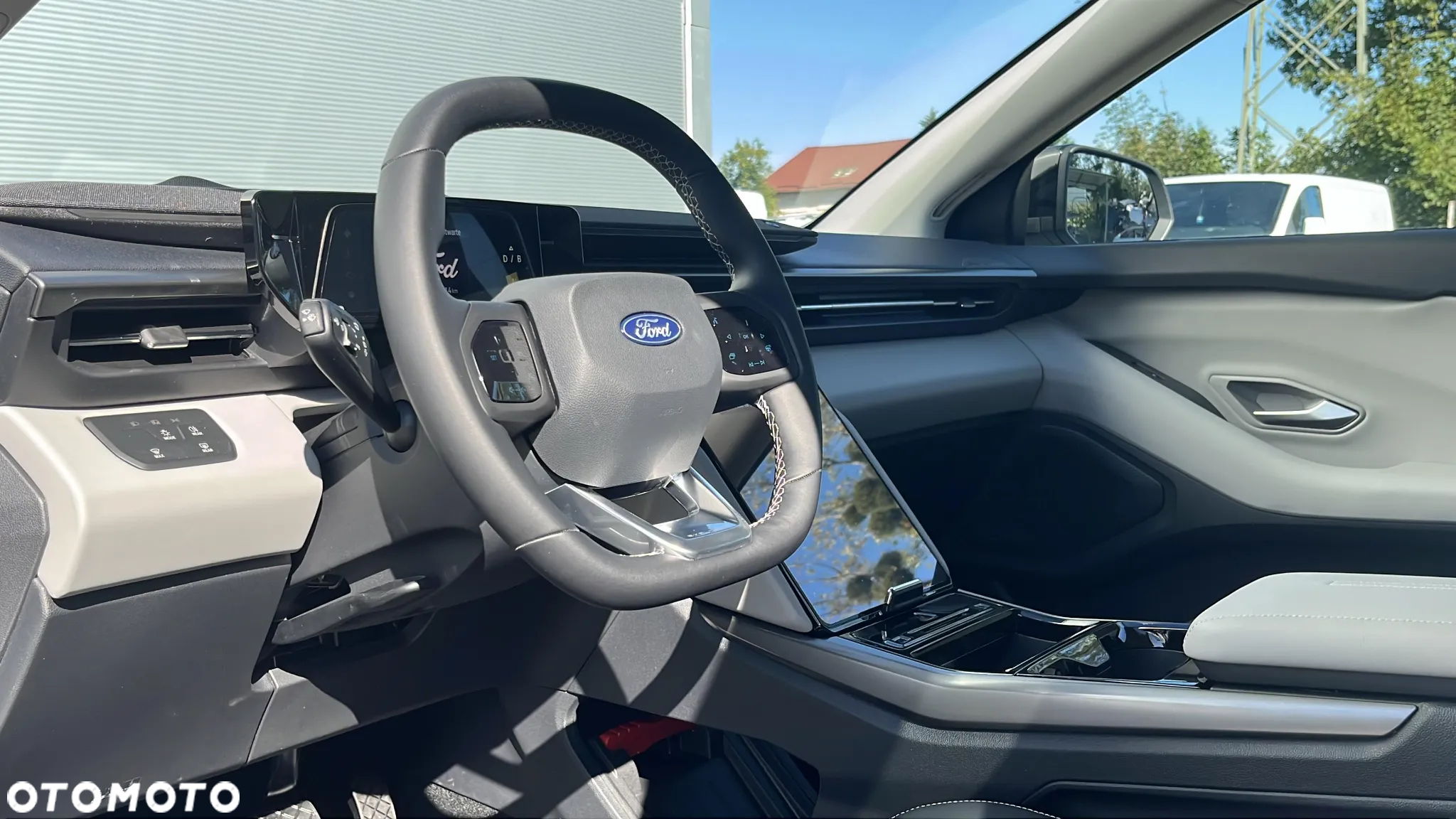 Ford Explorer 77kWh RWD - 11