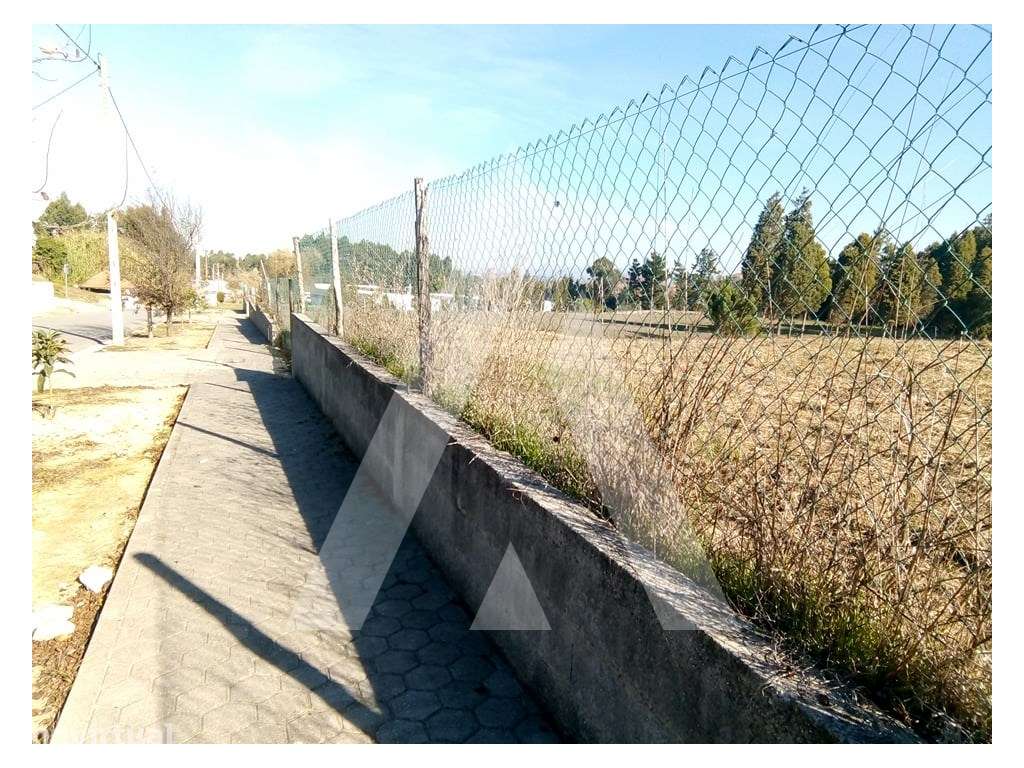 Terreno - Grande imagem: 2/5