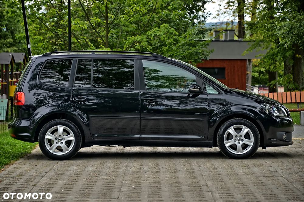 Volkswagen Touran - 21