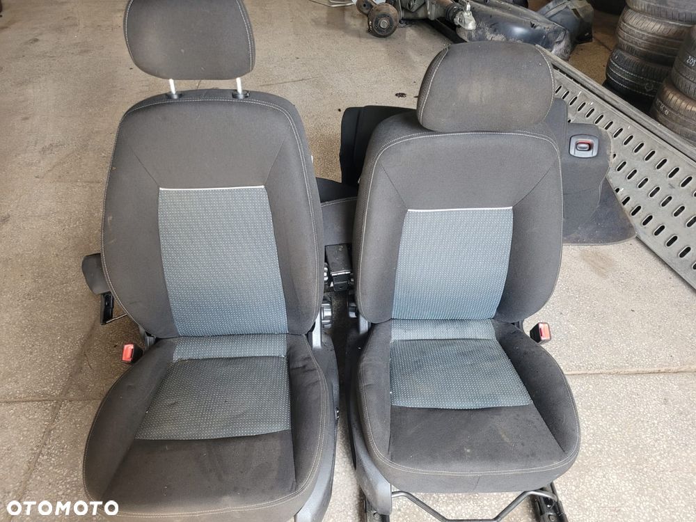 Siedzenia Ford Mondeo mk4