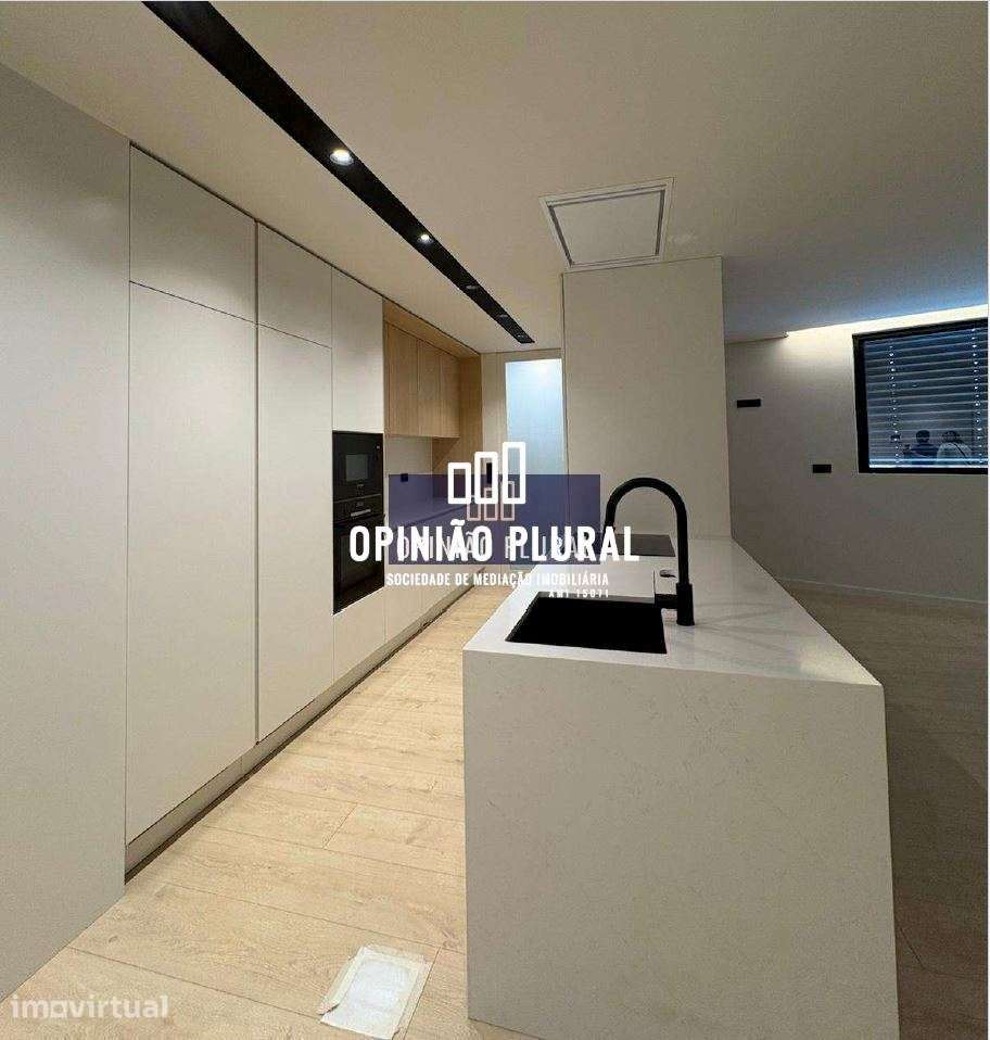BISMARK: Exclusividade no Centro de Gondomar - Grande imagem: 2/25