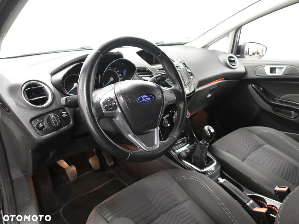 Ford Fiesta - 18