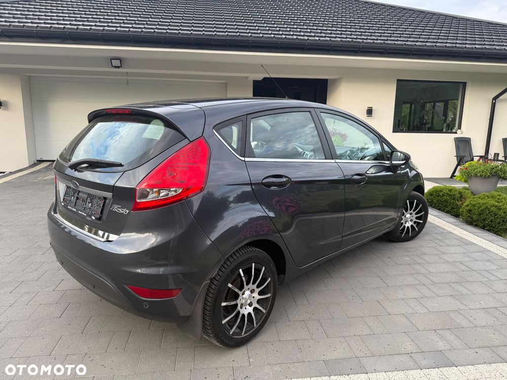 Ford Fiesta 1.4 Titanium - 6