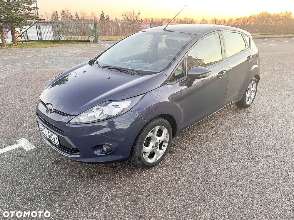 Ford Fiesta 1.4 TDCi Ambiente - 8