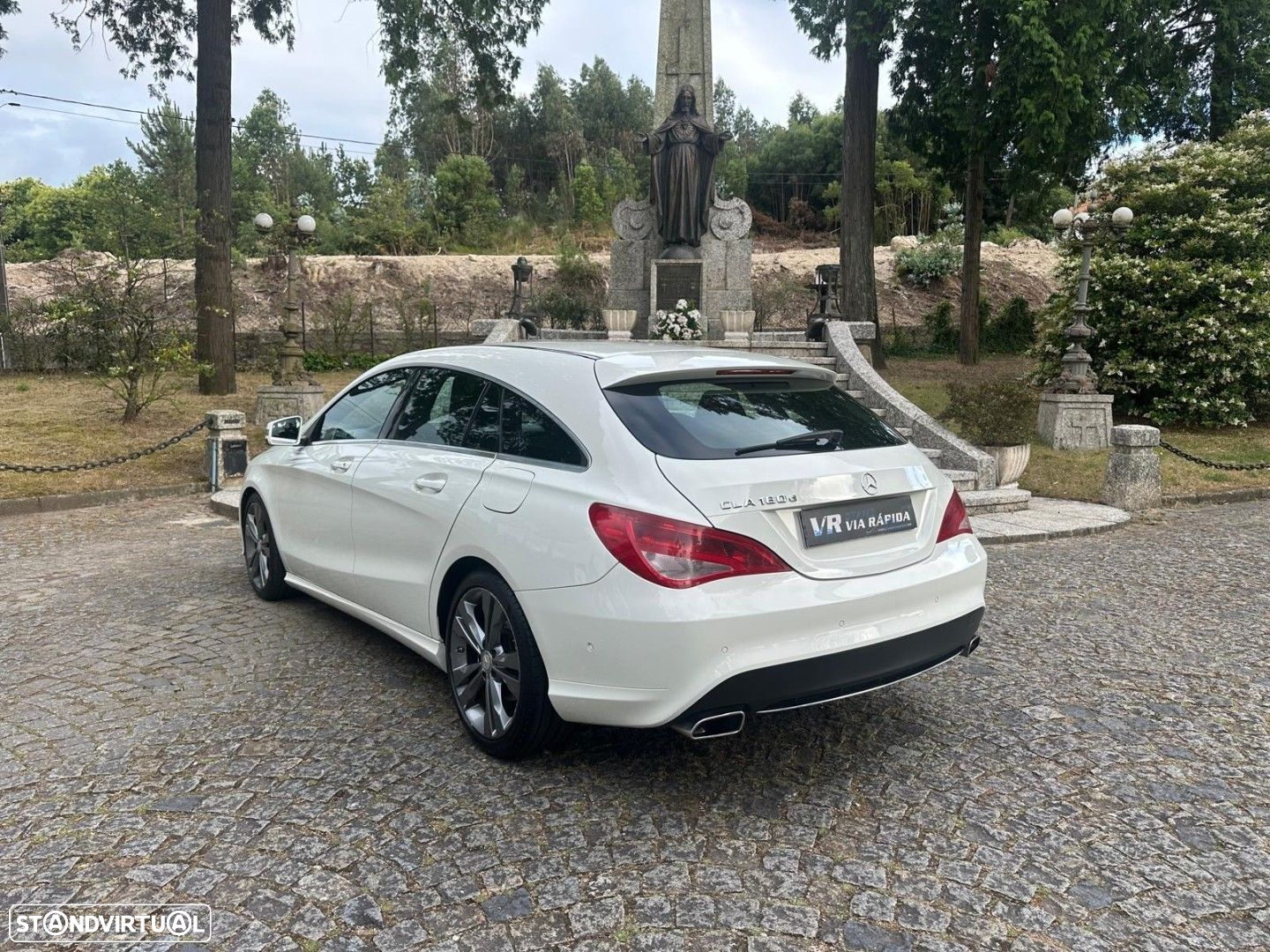 Mercedes-Benz CLA 180 d Shooting Brake Urban - 26