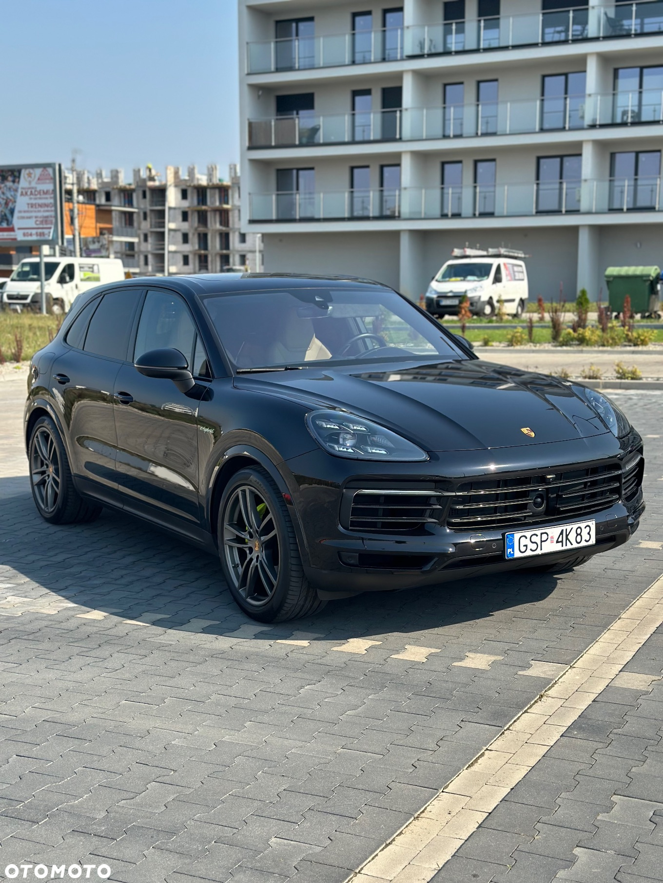 Porsche Cayenne E-Hybrid - 4