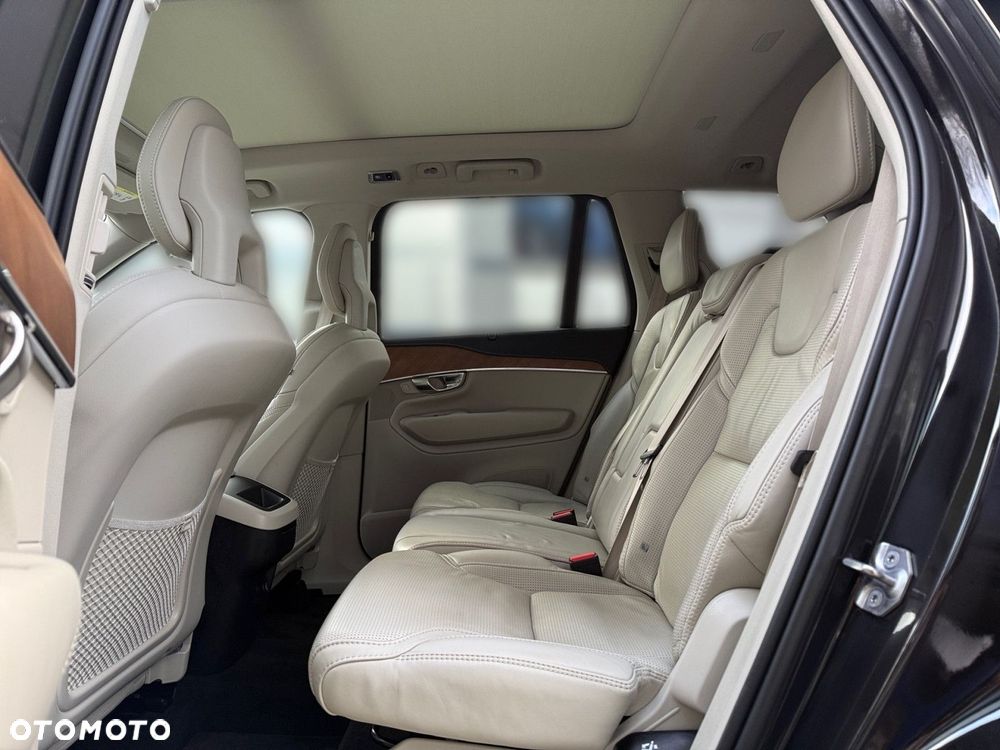 Volvo XC 90 - 14