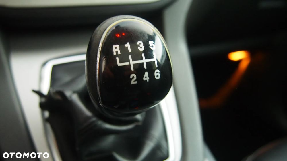 Ford Kuga 2.0 TDCi 4x4 Titanium - 12