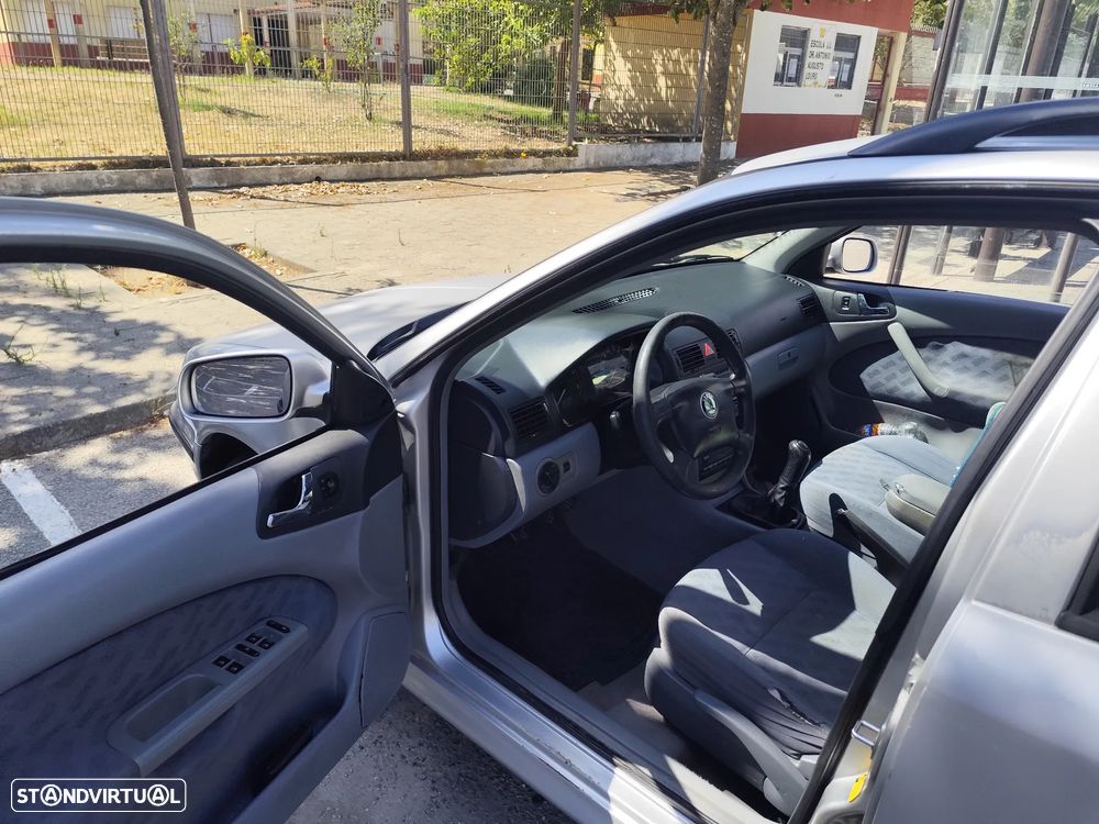 Skoda Octavia Break 1.9 TDi SLX - 8