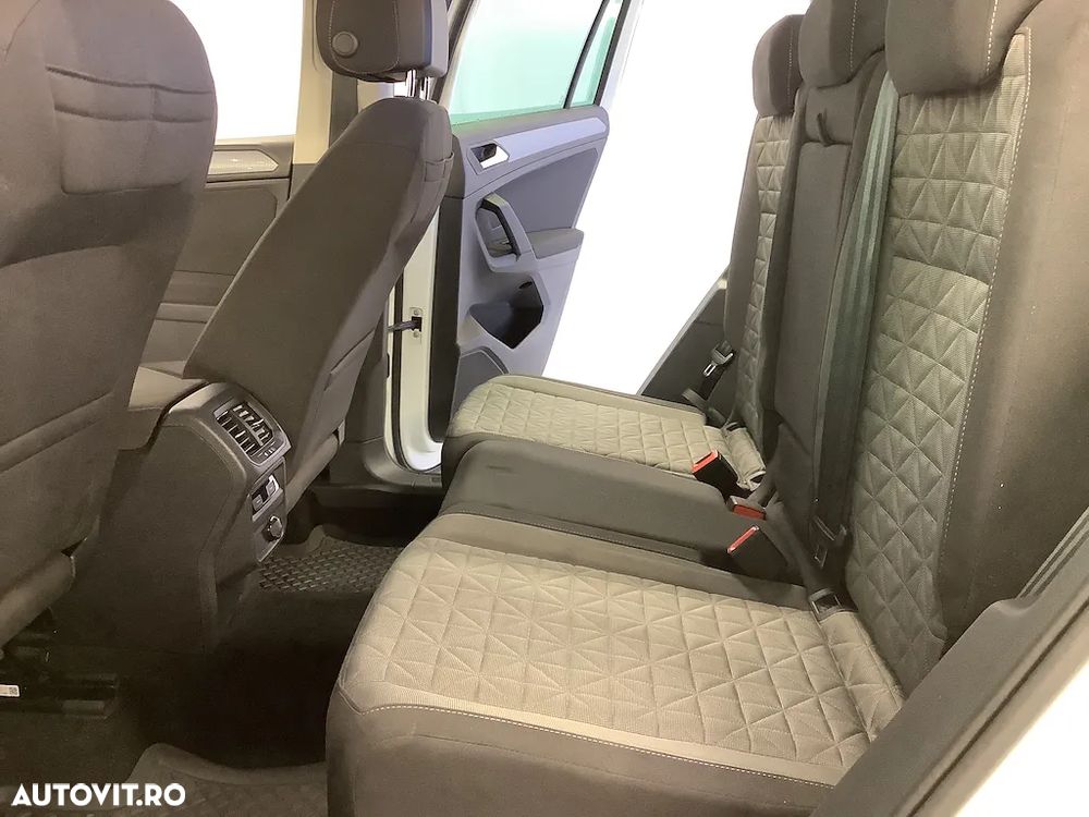 Volkswagen Tiguan - 7