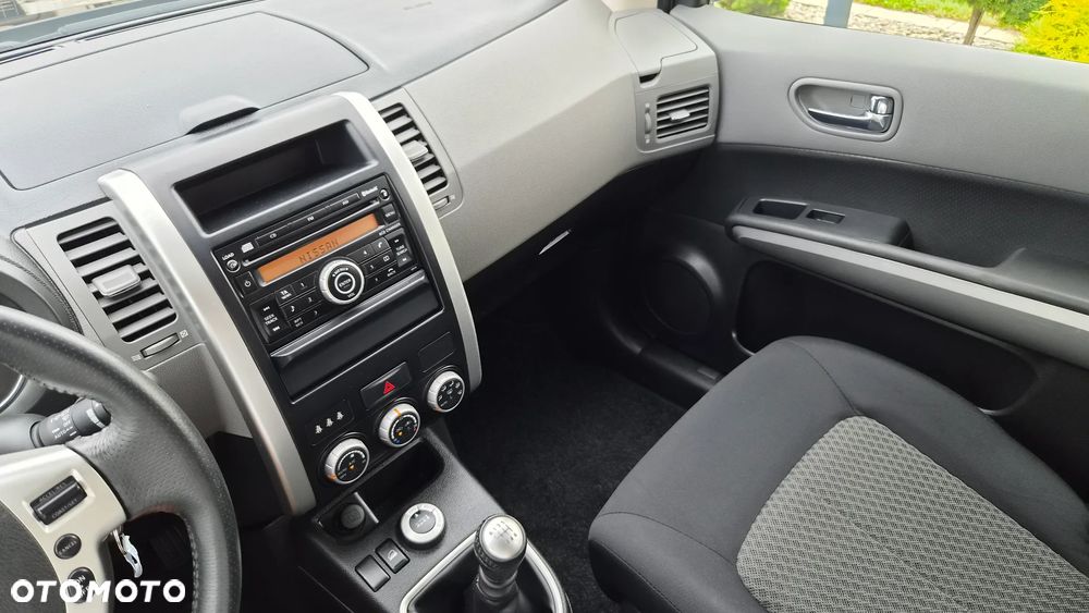 Nissan X-Trail 2.0 dCi 4x4 DPF XE - 12