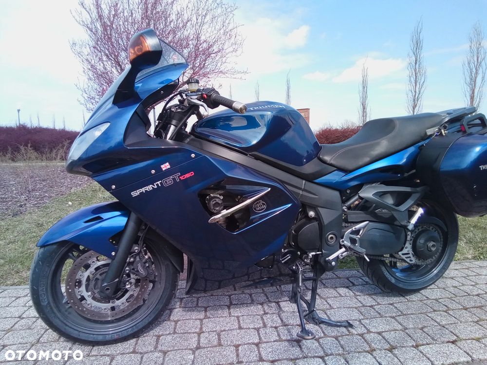 Triumph Sprint - 10
