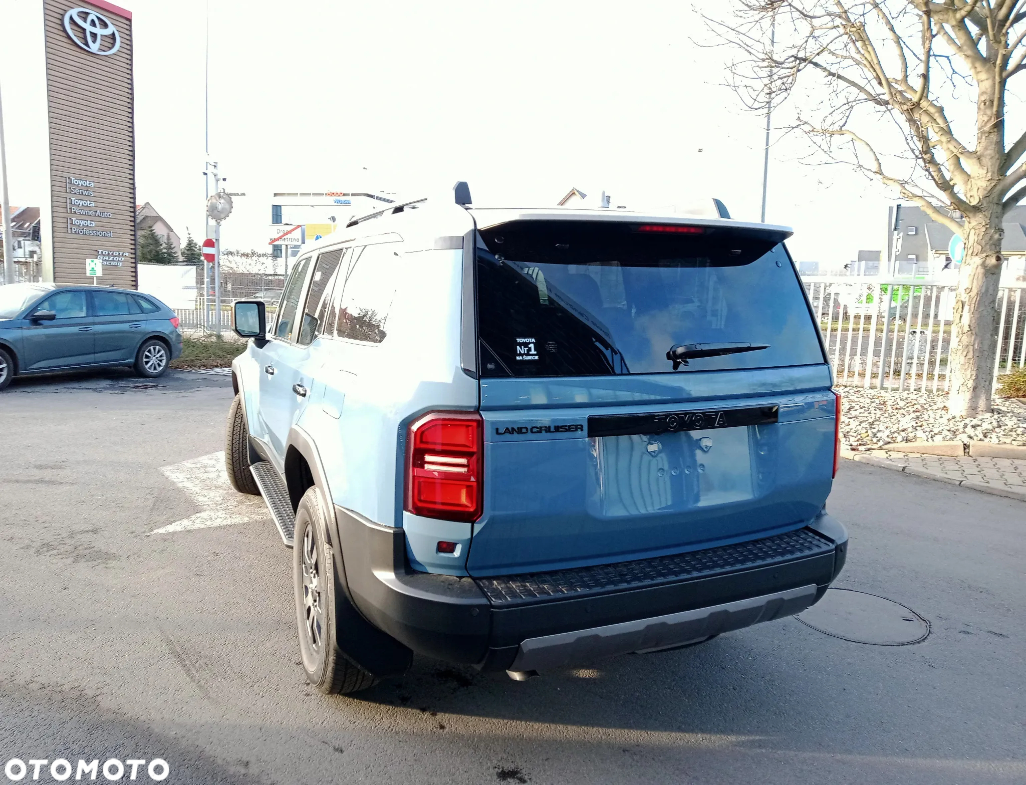 Toyota Land Cruiser - 3