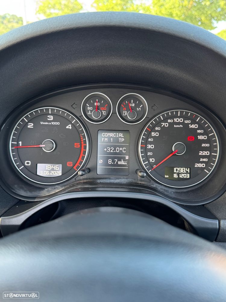 Audi A3 Cabrio 1.9 TDi Sport - 12