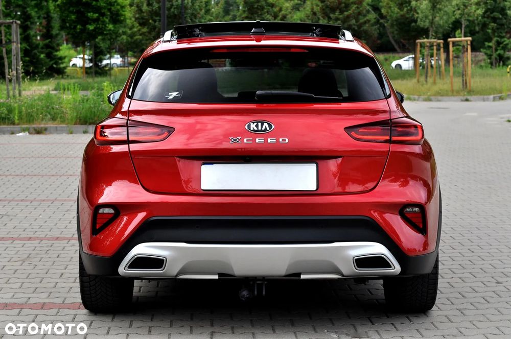 Kia XCeed 1.4 T-GDI L Business Line DCT - 11